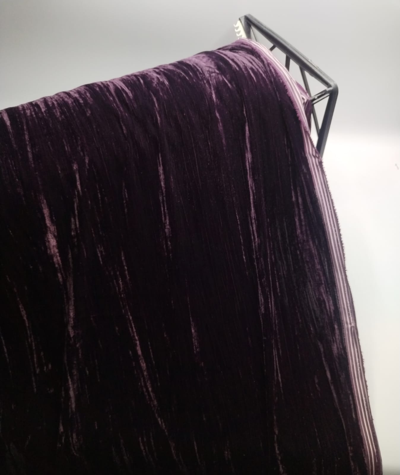 مخمل مكسر (بسنت ) "68 5044