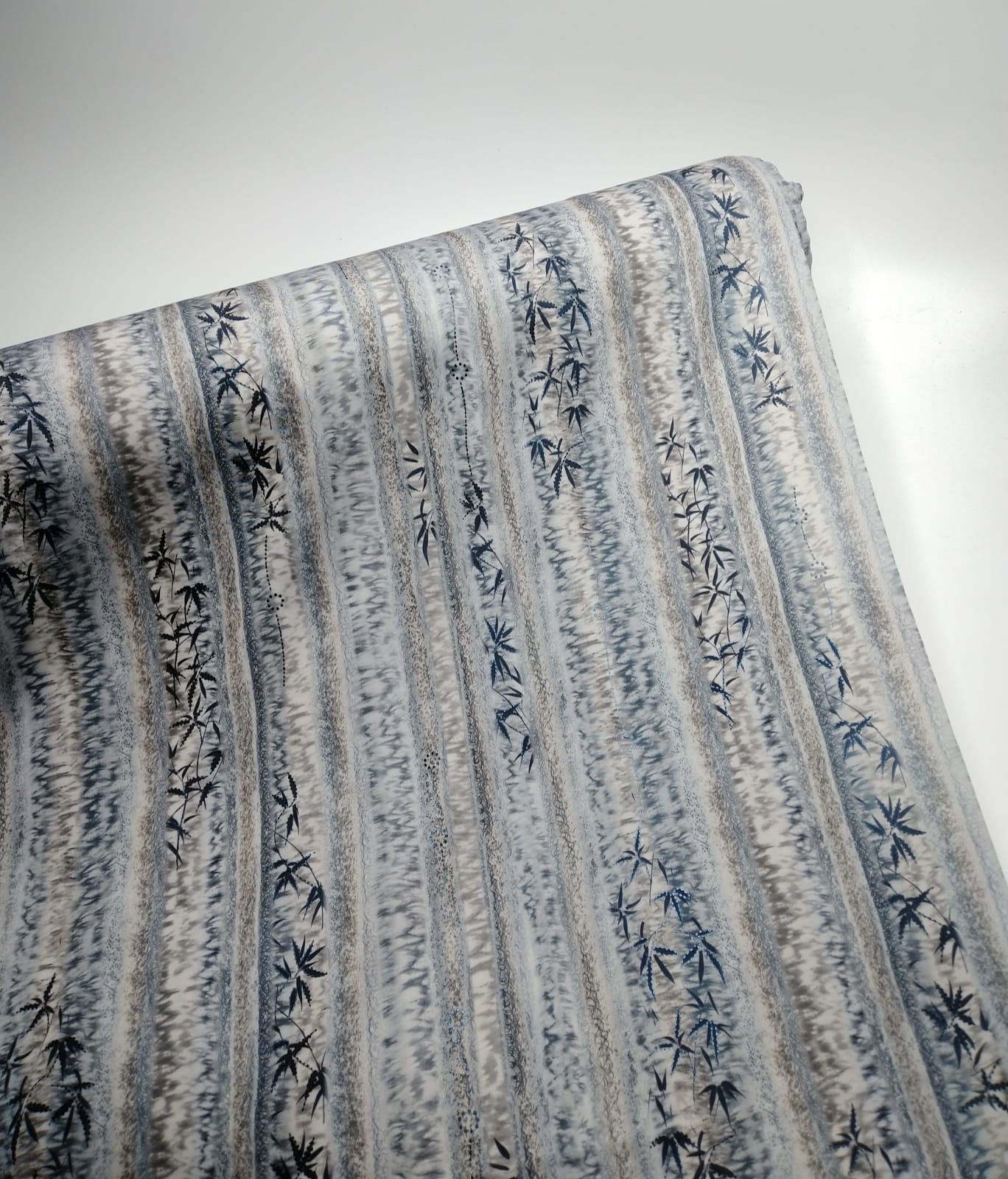 Online  جاكار حرير    58" (ماري تيودور)  5136