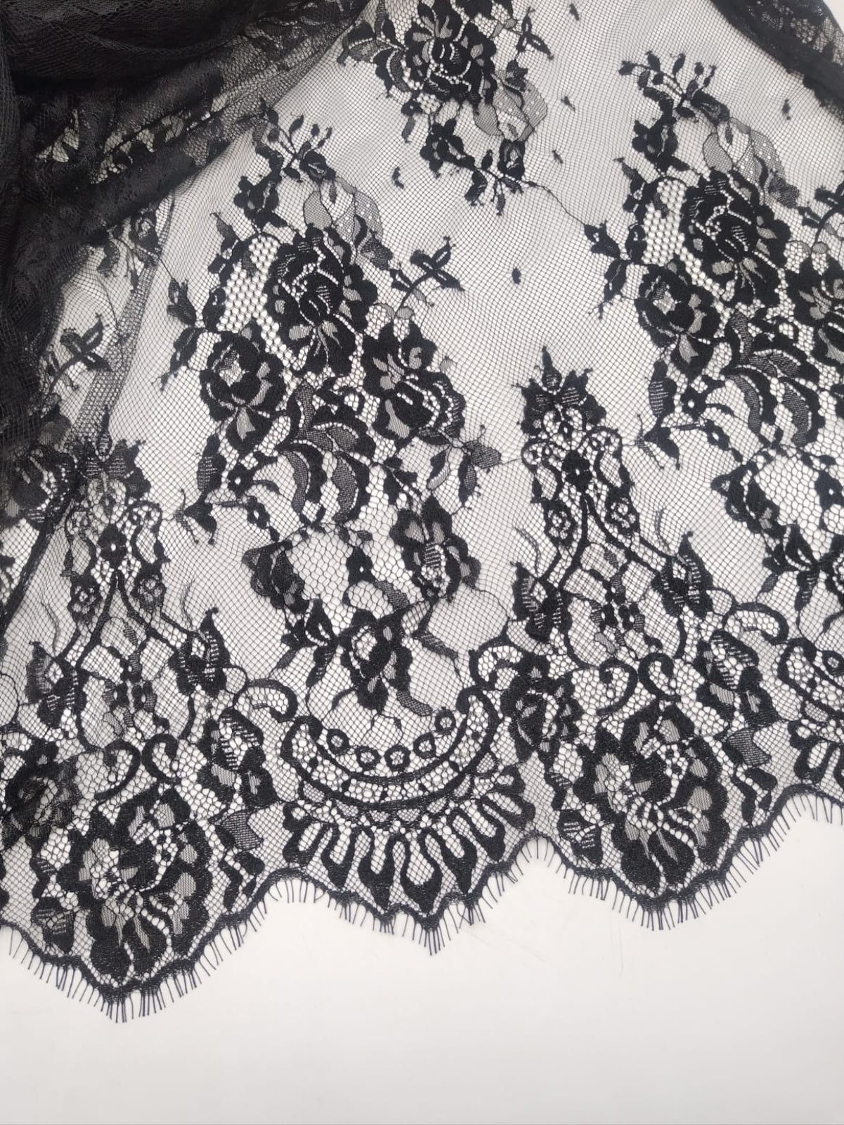 دانتيل اندنوسي كابون 56" 5058 (BAN)