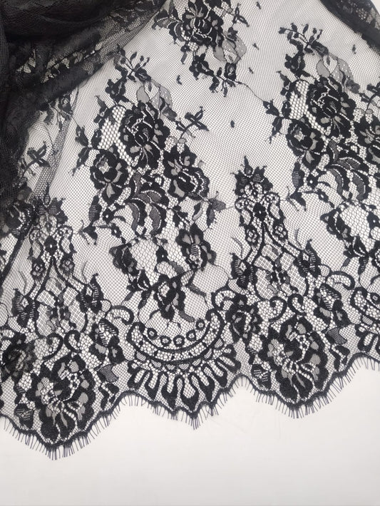 دانتيل اندنوسي كابون 56" 5058 (BAN)