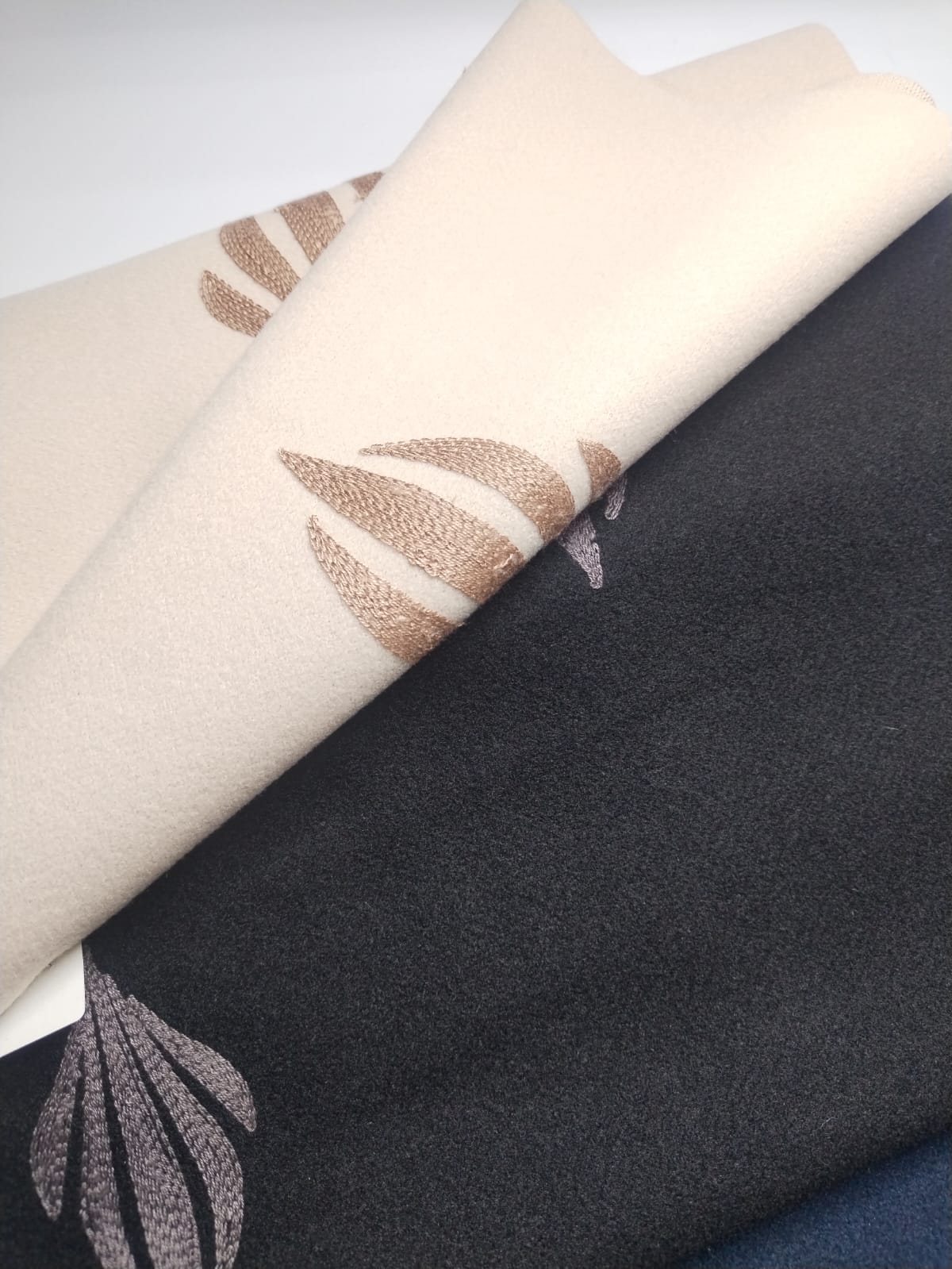 جوخ مطرز لمار 4 "58 5034