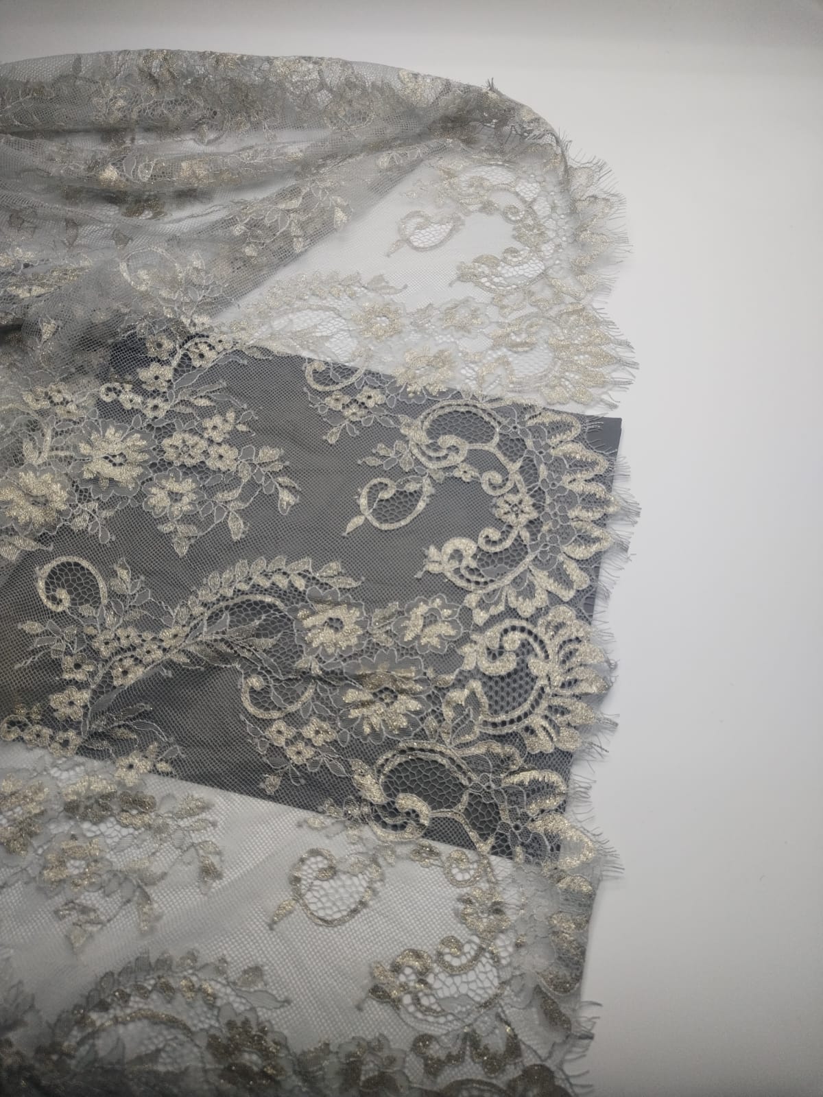 (tex)دانتيل كابون لمعه 58" 5027