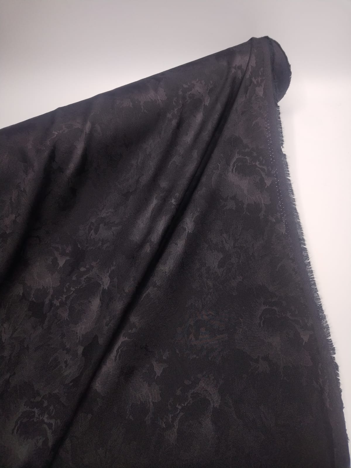 حرير جاكار ( مادلين2) 58" 5050