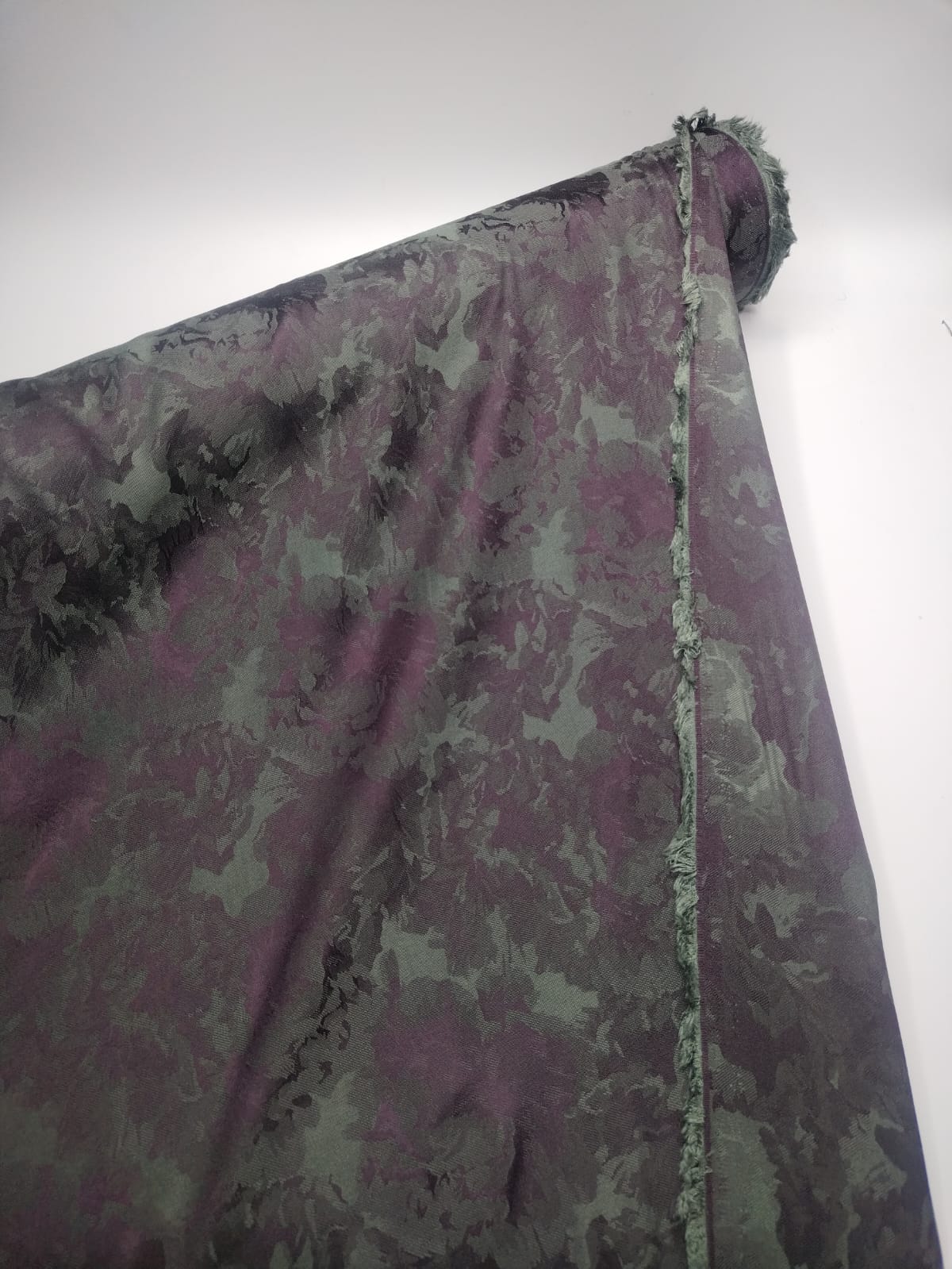 حرير جاكار ( مادلين2) 58" 5050