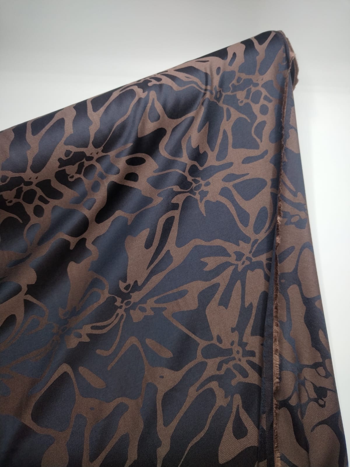 حرير جاكار ( مادلين2) 58" 5048