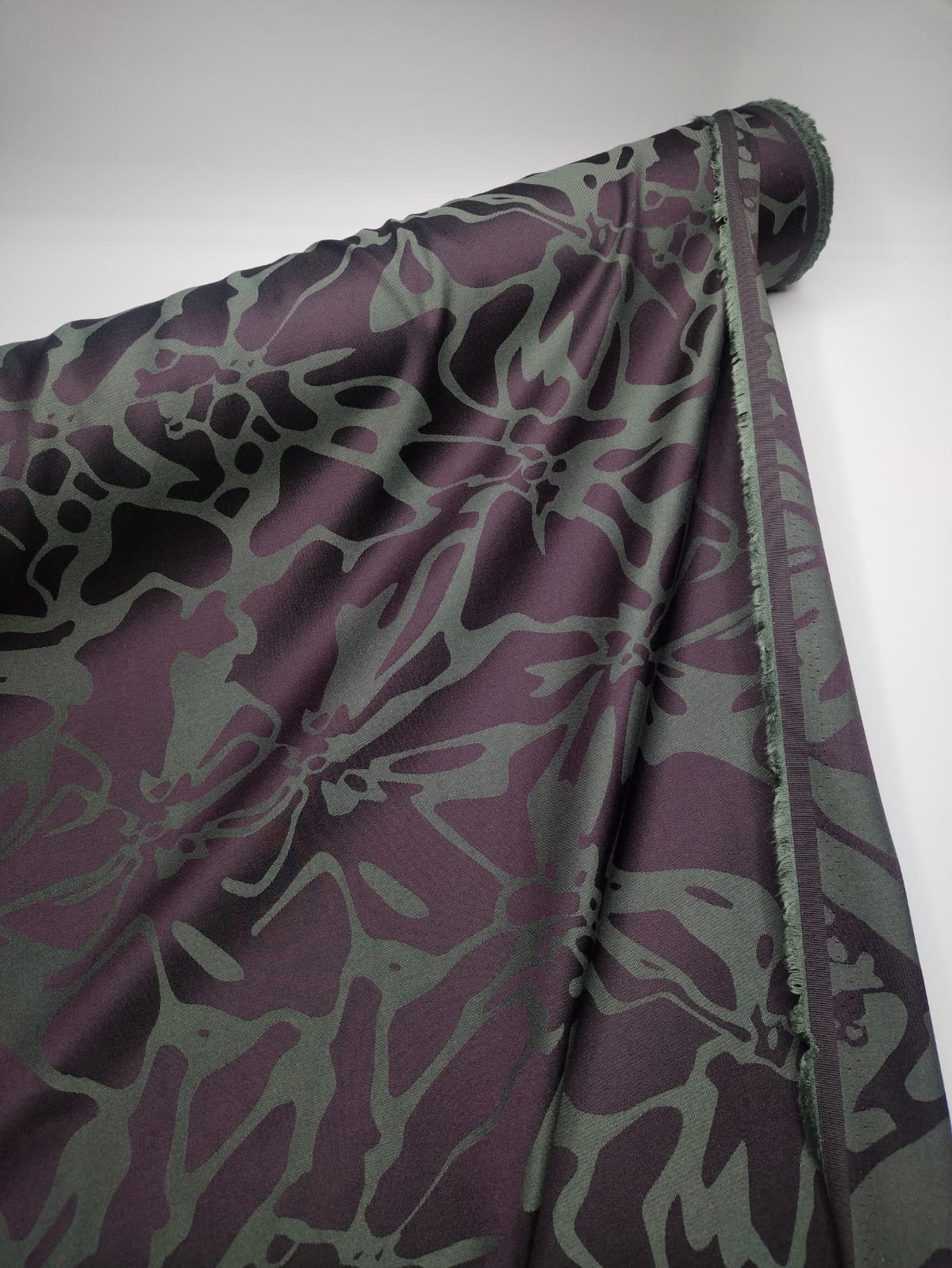 حرير جاكار ( مادلين2) 58" 5048