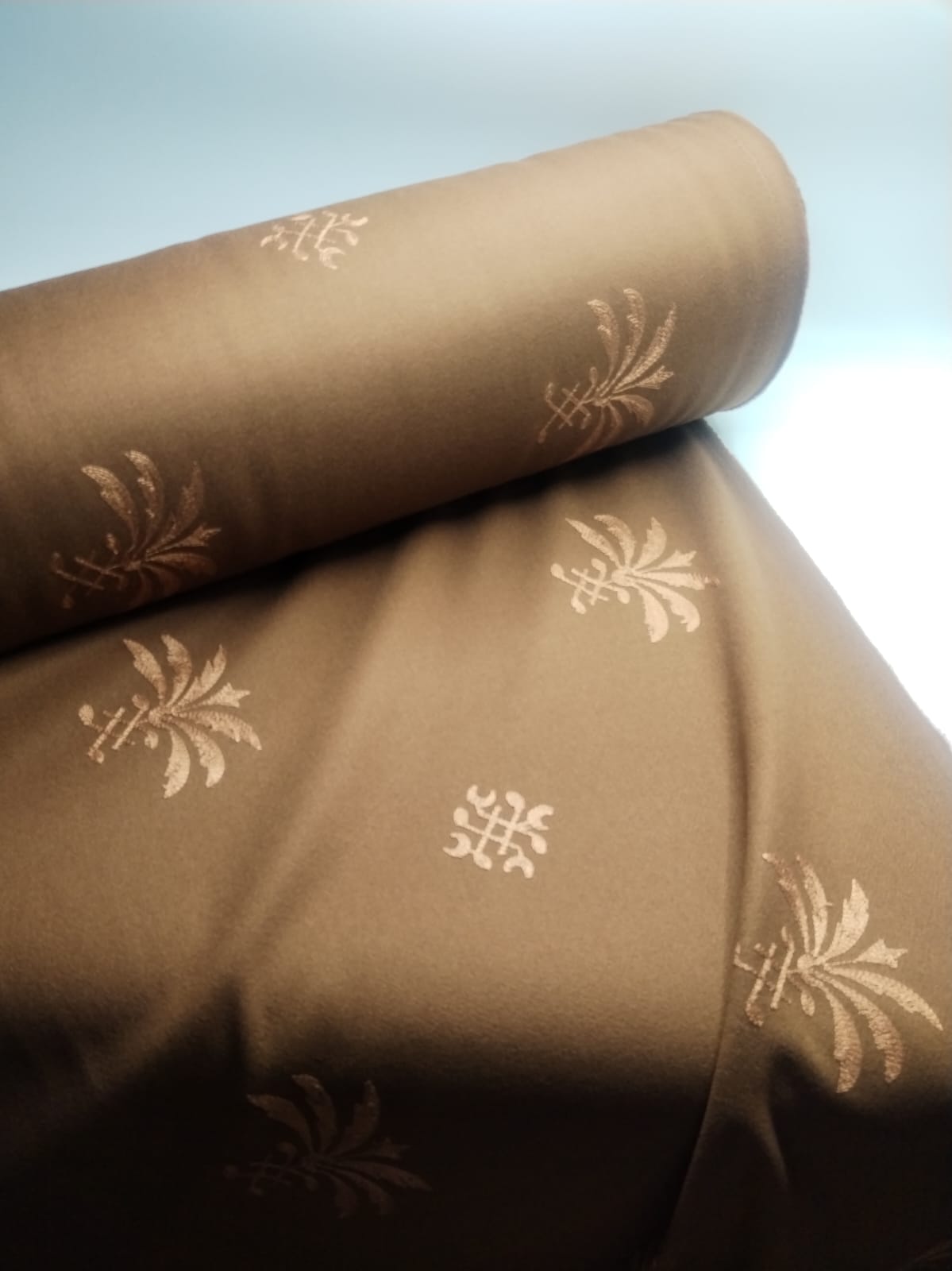 جوخ مطرز لمار 4 "58 5035