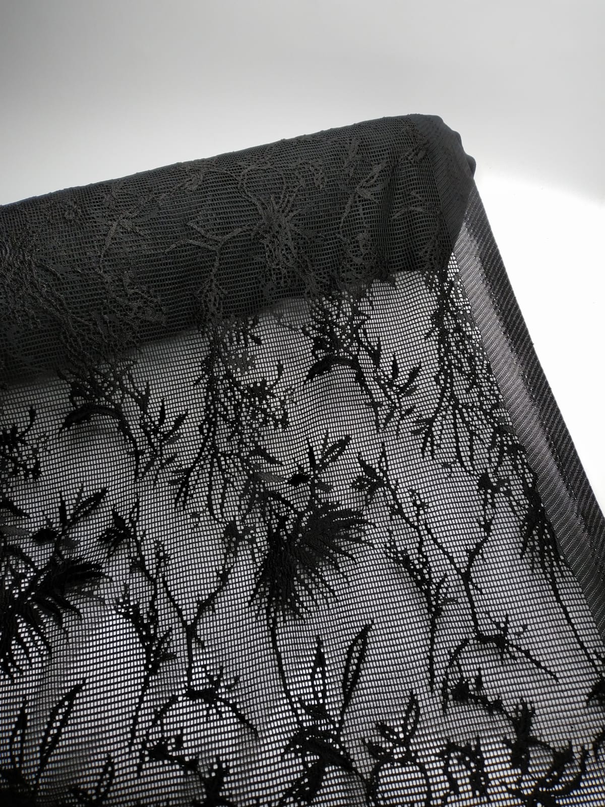 Online فيكتوريا ولية دانتيل شبك  صناعه تركي   عرض  58"   5135