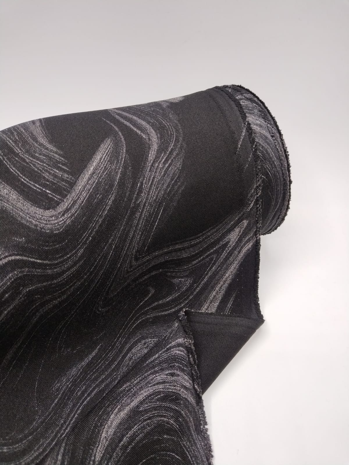 5061 رولXXX كتان لمعه عرض 68 انش