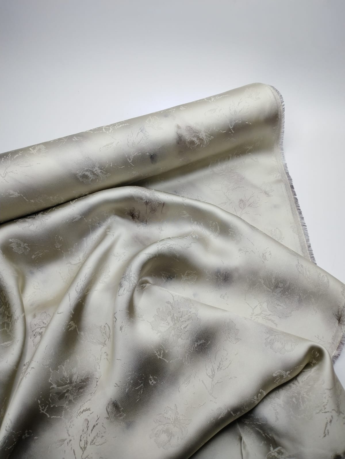 Online فيكتوريا ولية حراير طبيعيه صناعه تركي    عرض 60"   5130001